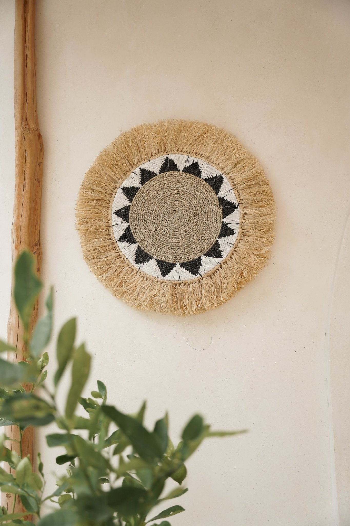 Wholesale wall tapestry hanger For Creative Interiors 